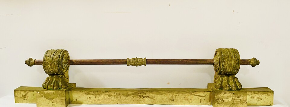 barre de foyer époque restauration bronze ciselé trace de dorure . XIX siècle .