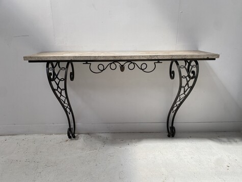 élégante console art déco en fer jambages galbée dessus marbre . XX siècle .