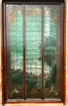 Panneau en verre peint façon vitrail Décor de paysage XX siècle